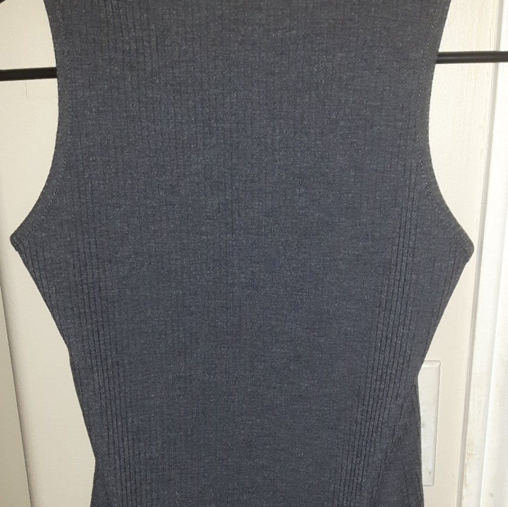 💌 5 for 15 - Grey Knit Tank Top - Picture 5 of 6